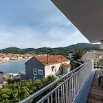 Appartement Awesome In With Wifi *