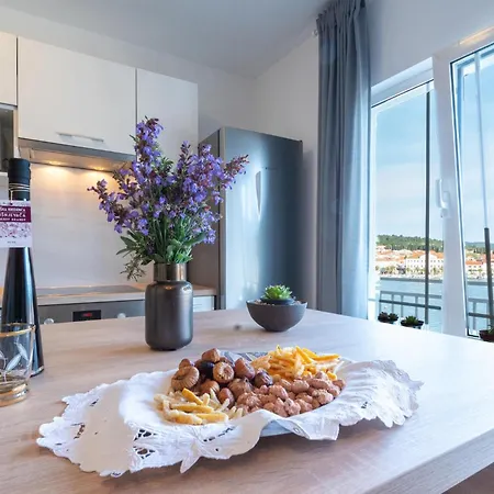 Daire 2 Bedroom Lovely In