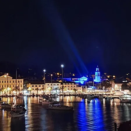 Appartement Awesome In With Wifi Vela Luka