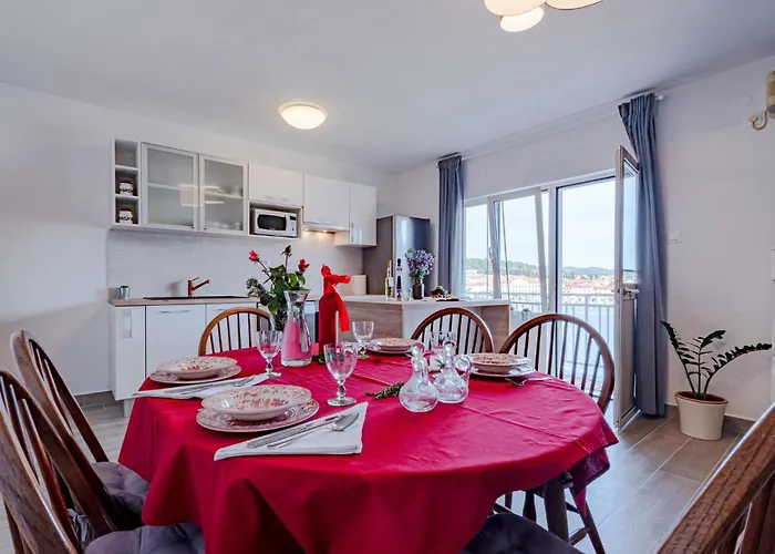 Apartman 2 Bedroom Lovely In Vela Luka