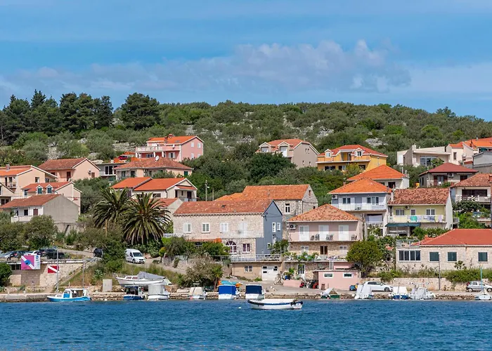 Apartman 2 Bedroom Lovely In Vela Luka